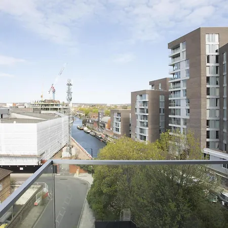 Modern King'S Cross Apartments London Room photo