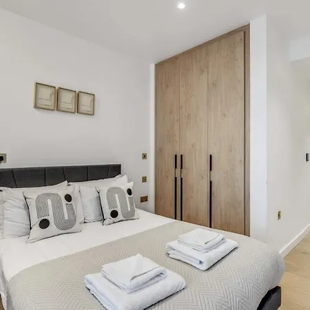 Modern King'S Cross Apartments London Room photo